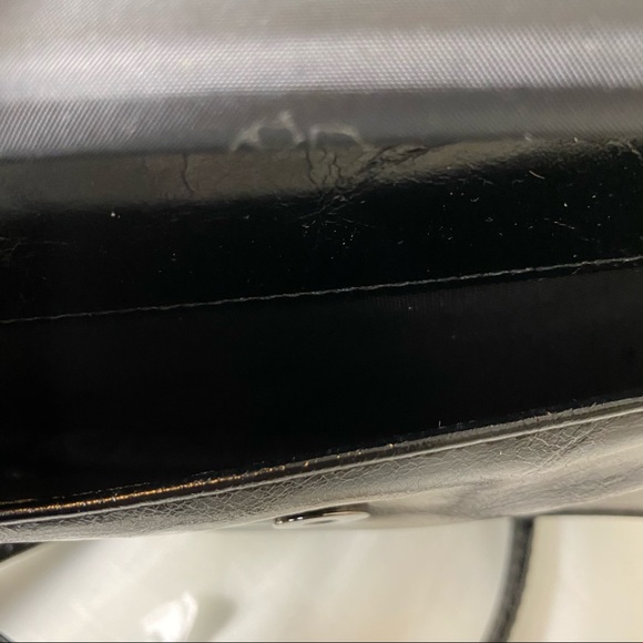 Mundi On the Move Crossbody & Hip Hugger - Picture 10 of 10